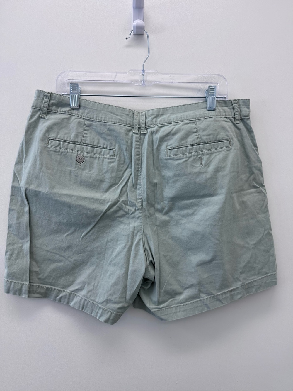 Gloria Vanderbilt Pale Mint Green High-Rise Slim Shorts - Picture 3 of 6